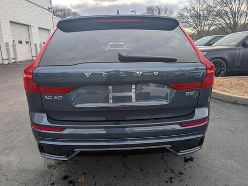 2025 Volvo XC60 B5 Core