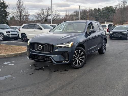 2025 Volvo XC60 B5 Core