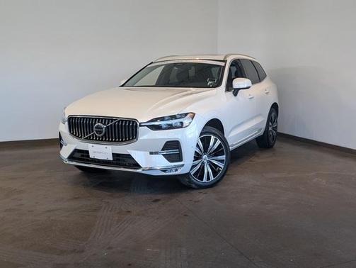 2023 Volvo XC60 B5 Plus Bright Theme