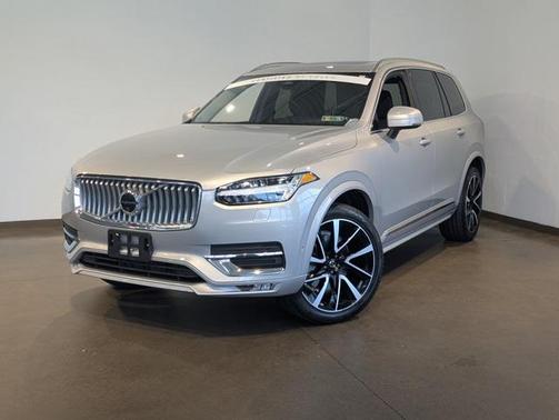 2024 Volvo XC90 B6 Plus Bright Theme 7-Seater