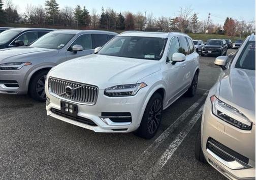 Crystal White Metallic 2024 Volvo XC90 Recharge Plug-In Hybrid T8 Plus Bright Theme 7-Seater
