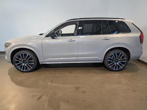 2026 Volvo XC90 Ultra Dark Theme, B6 AWD Gas (mild hybrid), Gasoline, 6 Seats