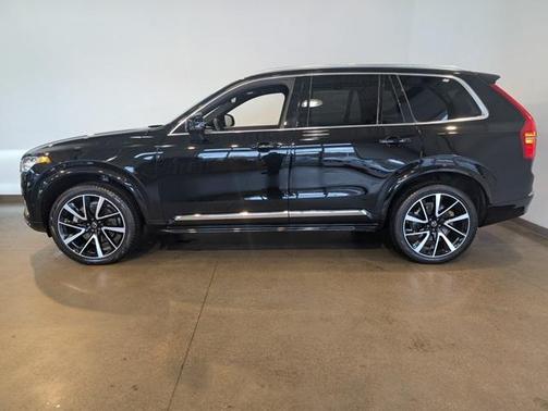 2023 Volvo XC90 B6 Plus 7-Seater