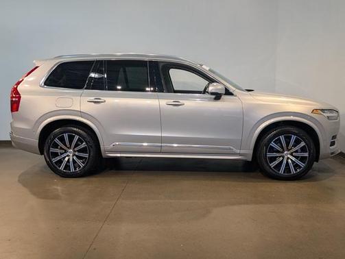 2023 Volvo XC90 B6 Plus 7-Seater