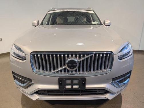 2023 Volvo XC90 B6 Plus 7-Seater