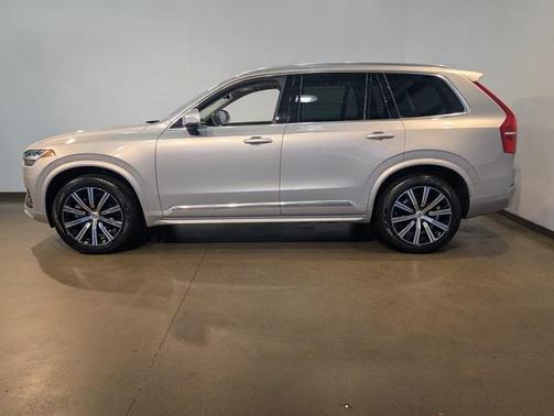 2023 Volvo XC90 B6 Plus 7-Seater