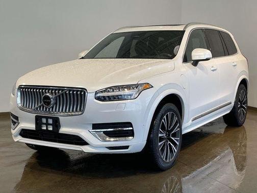 2023 Volvo XC90 Recharge Plug-In Hybrid T8 Plus Bright Theme 7-Seater