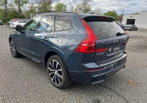 Denim Blue Metallic 2023 Volvo XC60 B5 Plus Dark Theme