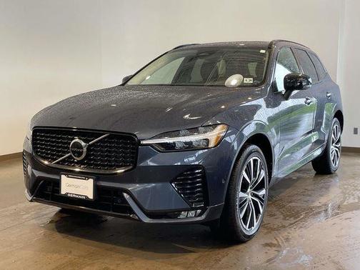 Denim Blue Metallic 2023 Volvo XC60 B5 Plus Dark Theme