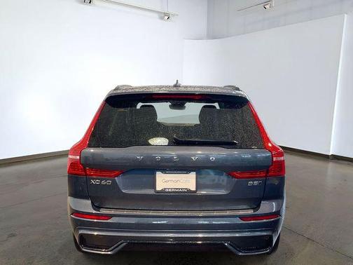 Denim Blue Metallic 2023 Volvo XC60 B5 Plus Dark Theme