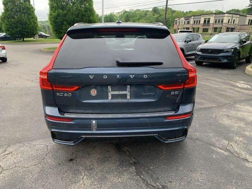 Denim Blue Metallic 2023 Volvo XC60 B5 Plus Dark Theme