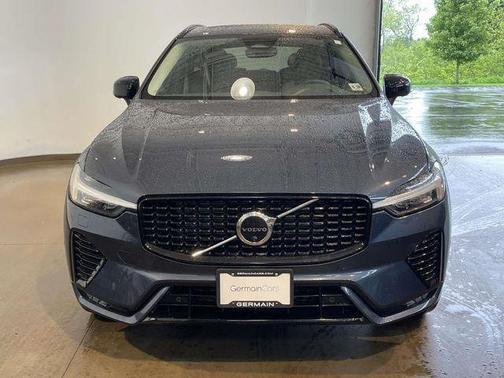 Denim Blue Metallic 2023 Volvo XC60 B5 Plus Dark Theme
