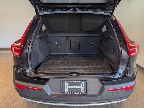 2020 Volvo XC40 T5 Momentum