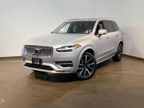 2023 Volvo XC90 B6 Plus 7-Seater