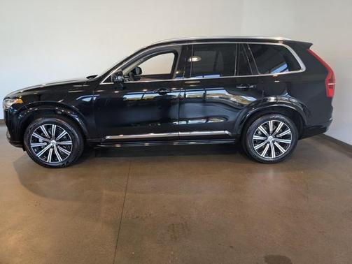 2024 Volvo XC90 B6 Plus Bright Theme 7-Seater