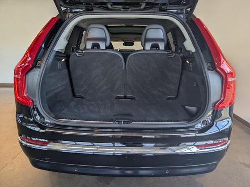 2024 Volvo XC90 B6 Plus Bright Theme 7-Seater