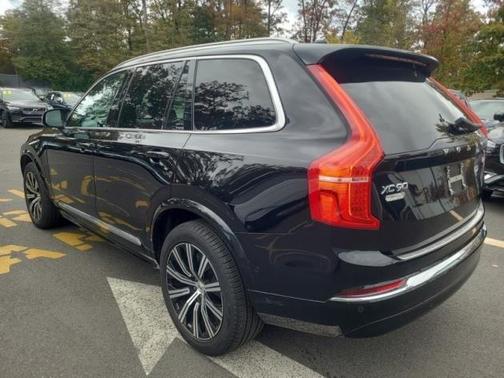 2024 Volvo XC90 B6 Plus Bright Theme 7-Seater