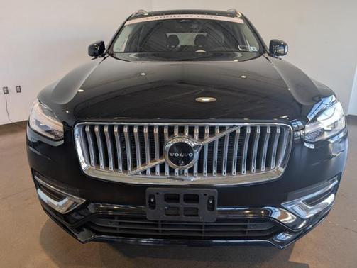 2024 Volvo XC90 B6 Plus Bright Theme 7-Seater