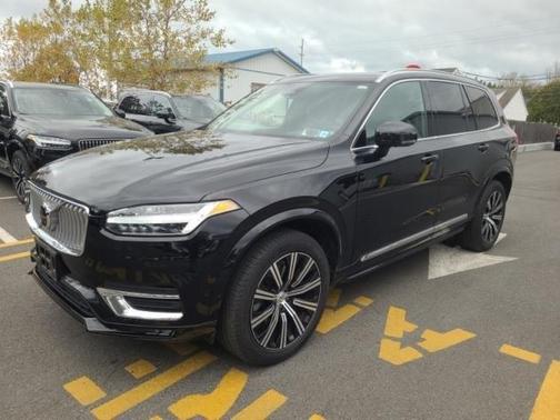 2024 Volvo XC90 B6 Plus Bright Theme 7-Seater