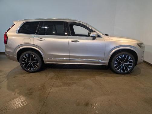 2026 Volvo XC90 B5 Plus 7-Seater