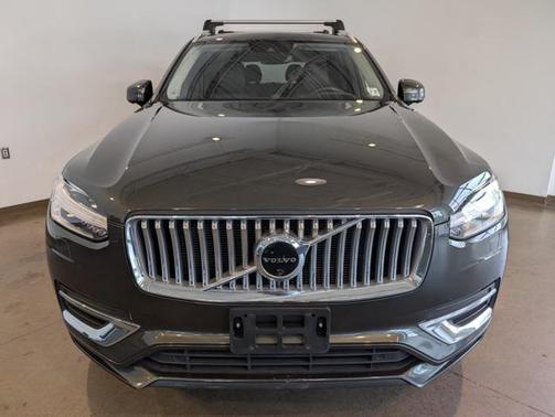 2022 Volvo XC90 Recharge Plug-In Hybrid T8 Inscription 6 Passenger