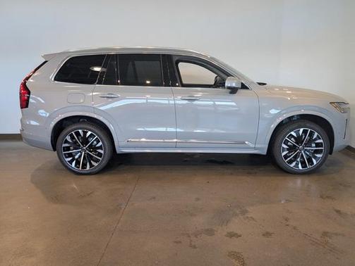 2026 Volvo XC90 Ultra, B6 AWD Gas (mild hybrid), Gasoline, Bright, 7 Seats