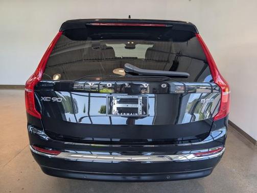 2024 Volvo XC90 B5 Plus Bright Theme