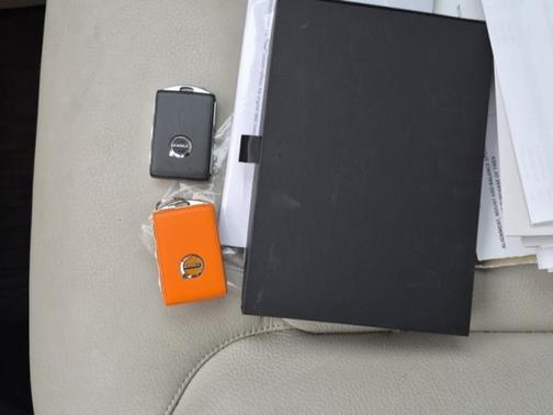 2022 Volvo XC90 T6 Momentum