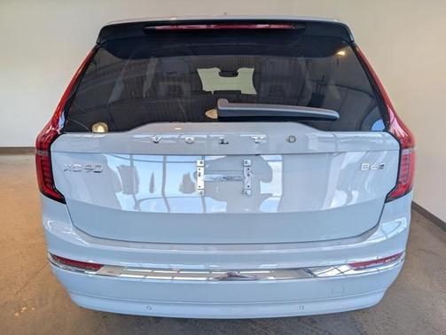 2026 Volvo XC90 B6 Ultra 7-Seater