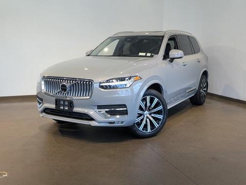 2024 Volvo XC90 B6 Plus Bright Theme 6-Seater