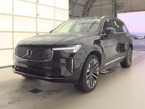 2025 Volvo XC90 B6 Plus 7-Seater