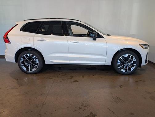 2026 Volvo XC60 Plug-In Hybrid T8 Ultra