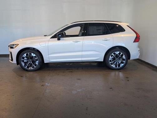 2026 Volvo XC60 Plug-In Hybrid T8 Ultra