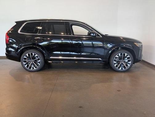 2026 Volvo XC90 B6 Ultra 7-Seater