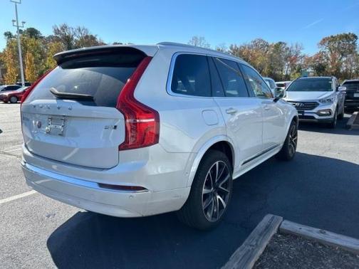 2023 Volvo XC90 B6 Plus 7-Seater