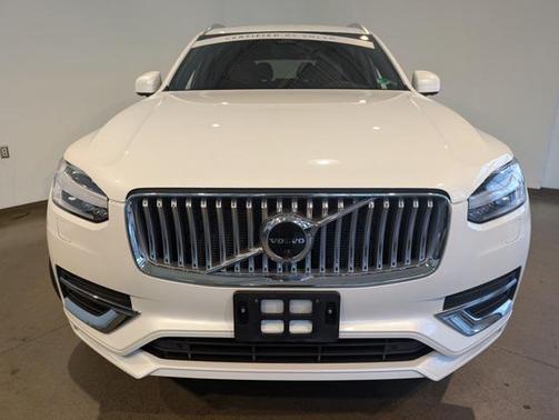 2023 Volvo XC90 B6 Plus 7-Seater