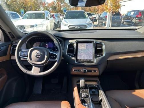 2023 Volvo XC90 B6 Plus 7-Seater