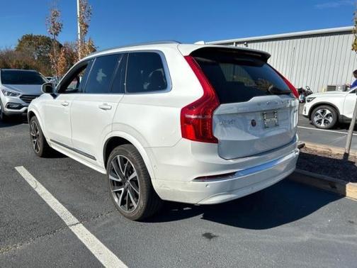2023 Volvo XC90 B6 Plus 7-Seater