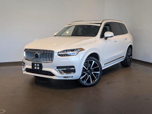 2024 Volvo XC90 B6 Plus Bright Theme 6-Seater