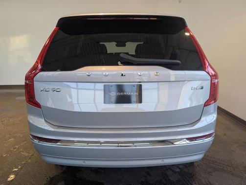 2024 Volvo XC90 B6 Plus Bright Theme 7-Seater