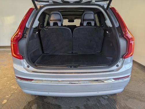 2024 Volvo XC90 B6 Plus Bright Theme 7-Seater