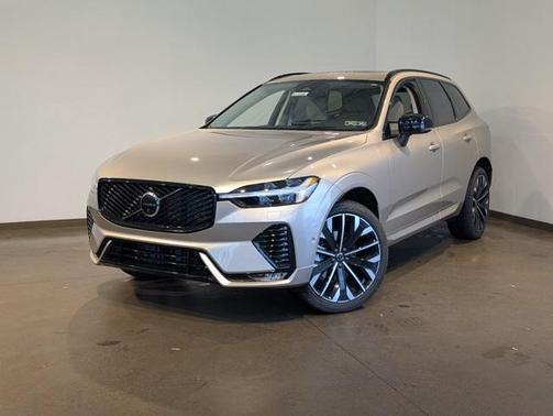 2026 Volvo XC60 B5 Ultra