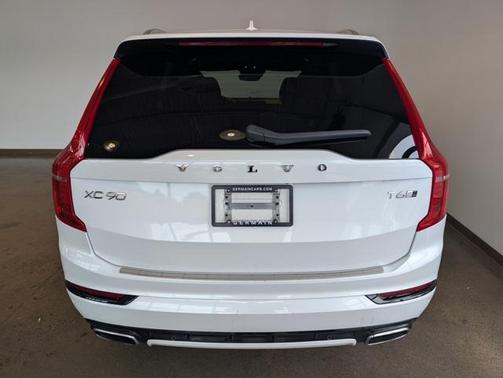 2019 Volvo XC90 T6 R-Design