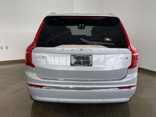 2023 Volvo XC90 B6 Ultimate 7-Seater