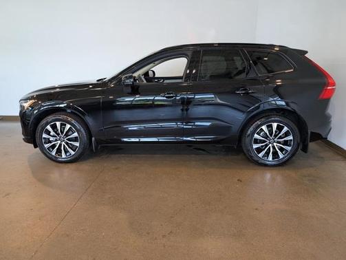 2025 Volvo XC60 B5 Core