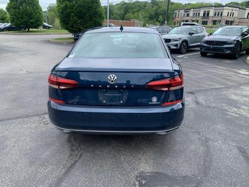 Tourmaline Blue Metallic 2020 Volkswagen Passat 2.0T SE