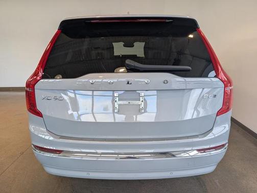 2024 Volvo XC90 B6 Plus Bright Theme 7-Seater