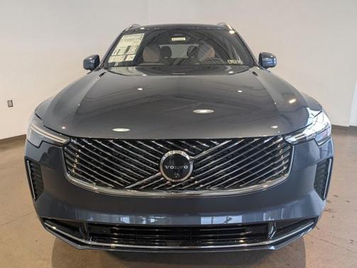 2026 Volvo XC90 Plus, B6 AWD Gas (mild hybrid), Gasoline, Bright, 7 Seats