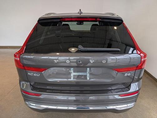 2022 Volvo XC60 B6 Inscription