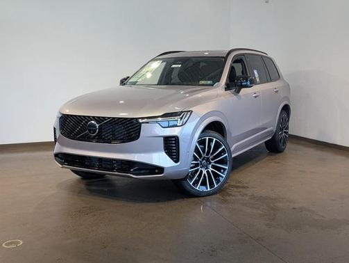 2026 Volvo XC90 B6 Ultra Dark Theme 7-Seater